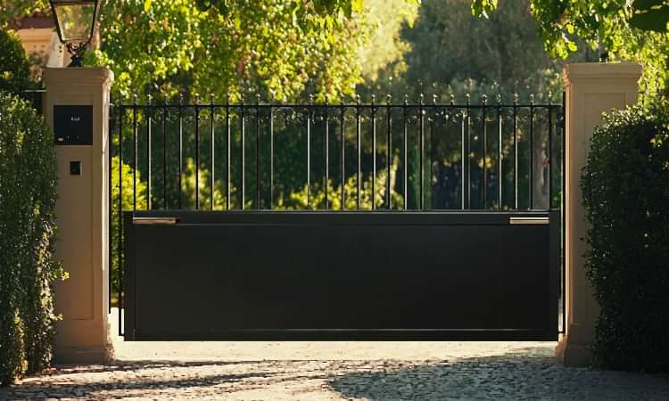 Sürgülü Bahçe Kapısı Sistemi